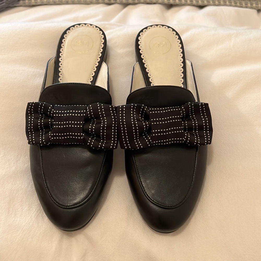 BLACK BOW WOMENS MULES